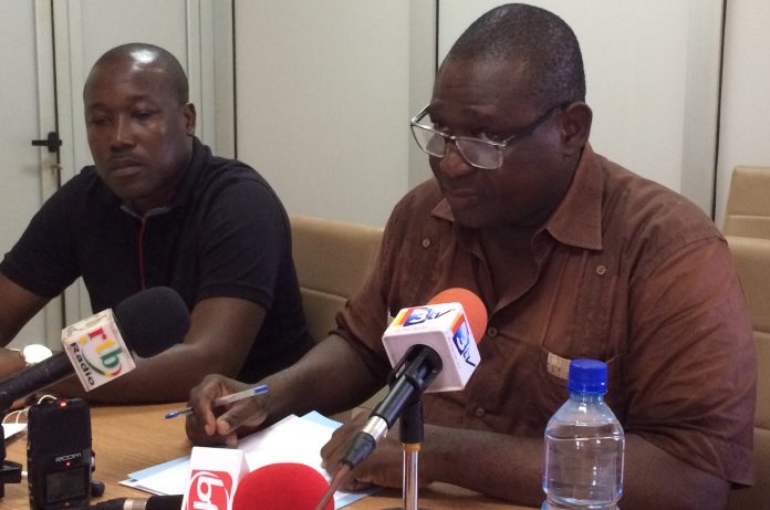 5DF6DD4E-8A78-48E6-A6A7-33363F0AF6FC