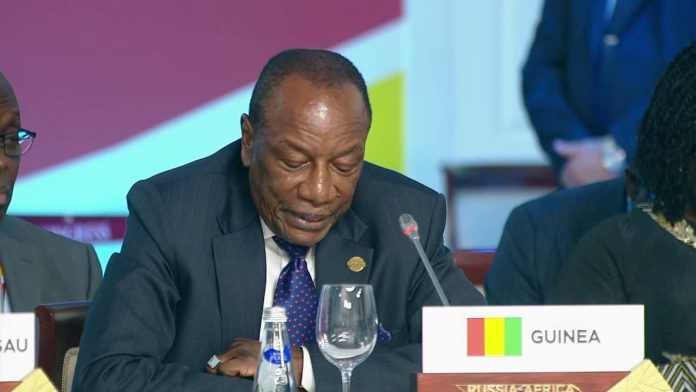 Alpha-Condé-prononce-son-discours-au-Sommet-Russie-Afrique-Youtube