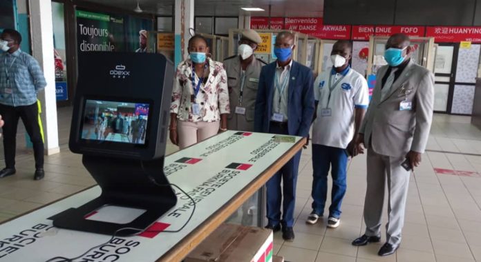 Ambassade de Chine, Robot détecteur de température, aéroport de Ouagadougou