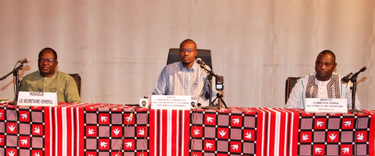 Burkina : Le Ministère en charge de la Communication tient son premier ...