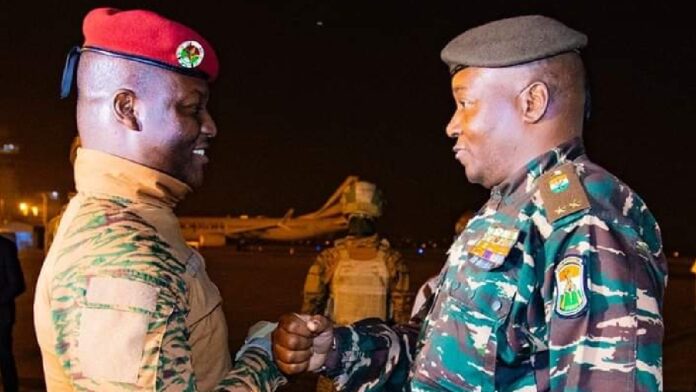 Capitaine Ibrahim Traoré et Général Abdourahmane Tiani du Niger 1