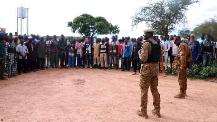 Chef d'état-major adjoint de la Gendarmerie encourage fds et VDP à Markoye et Arbi