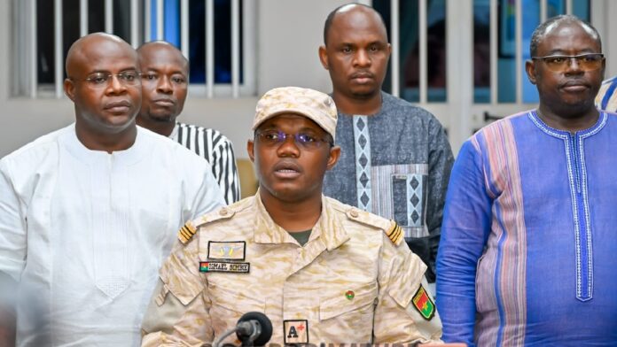 Commandant Ismaël Sombié ministre de l'agriculture évaluation contrats d'objectifs