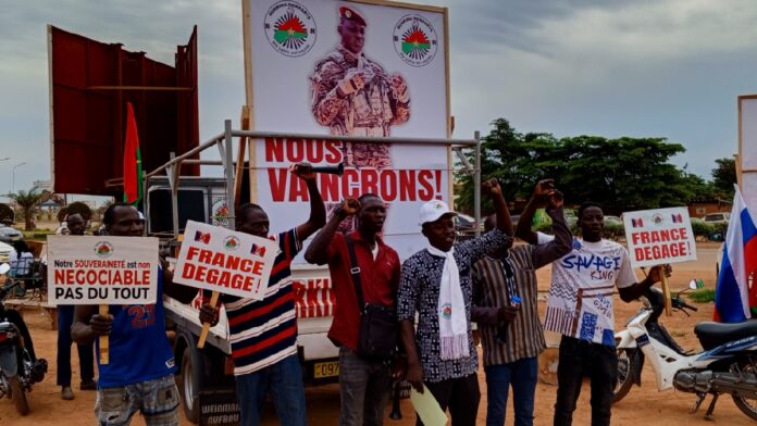 Caravane soutien à la Transition Burkina Rempart