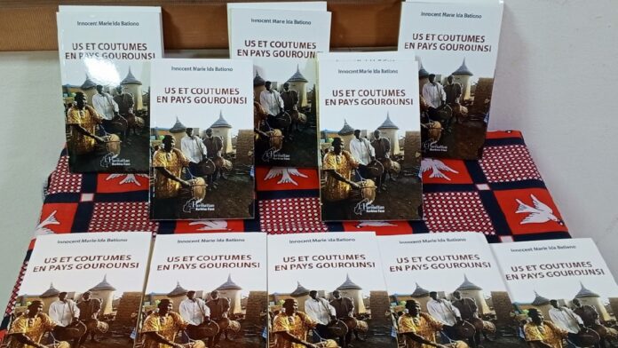 livre us et coutumes