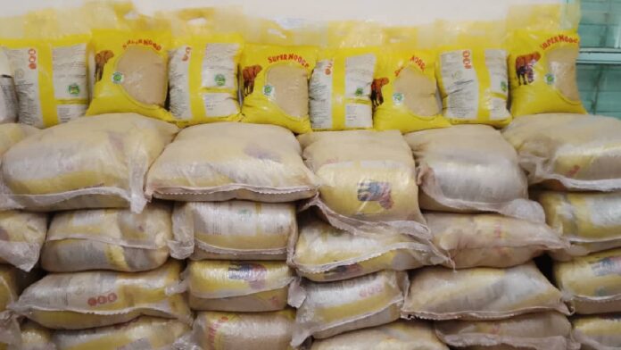 pâtes alimentaires périmées saisies à Ouagadougou par la CNLF