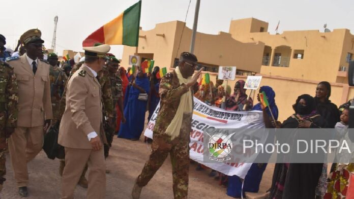 Visite du Général Sadio Camara à Kidal