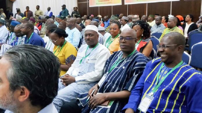 1re conférence enseignement supérieur AES