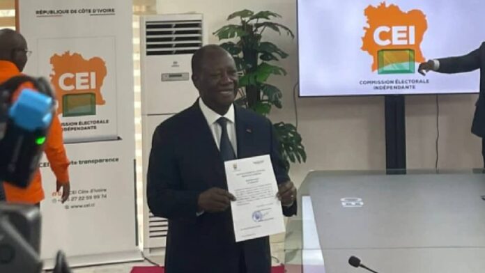 Alassane Ouattara depose sa candidature à la présidentielle d’octobre 2025 CEI