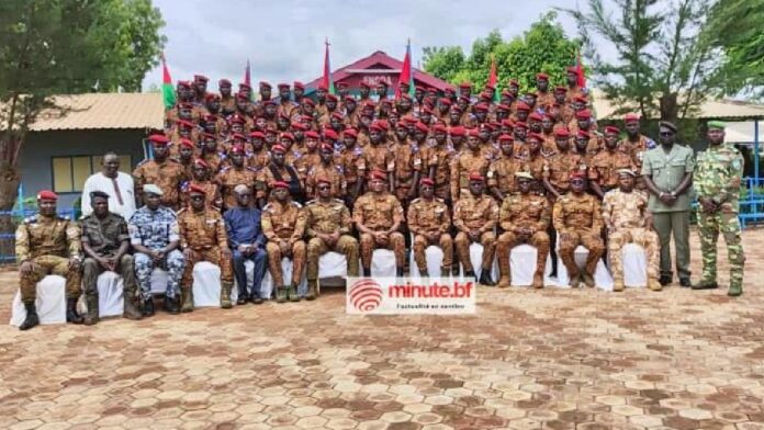 Soldats promus sergents