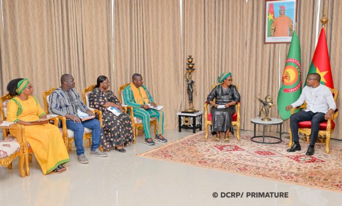 fb218f79-601e-47c3-94c3-377d34dbe711