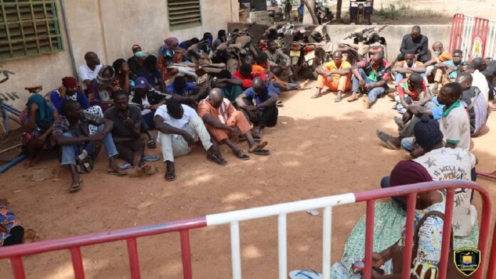 personnes interpellées