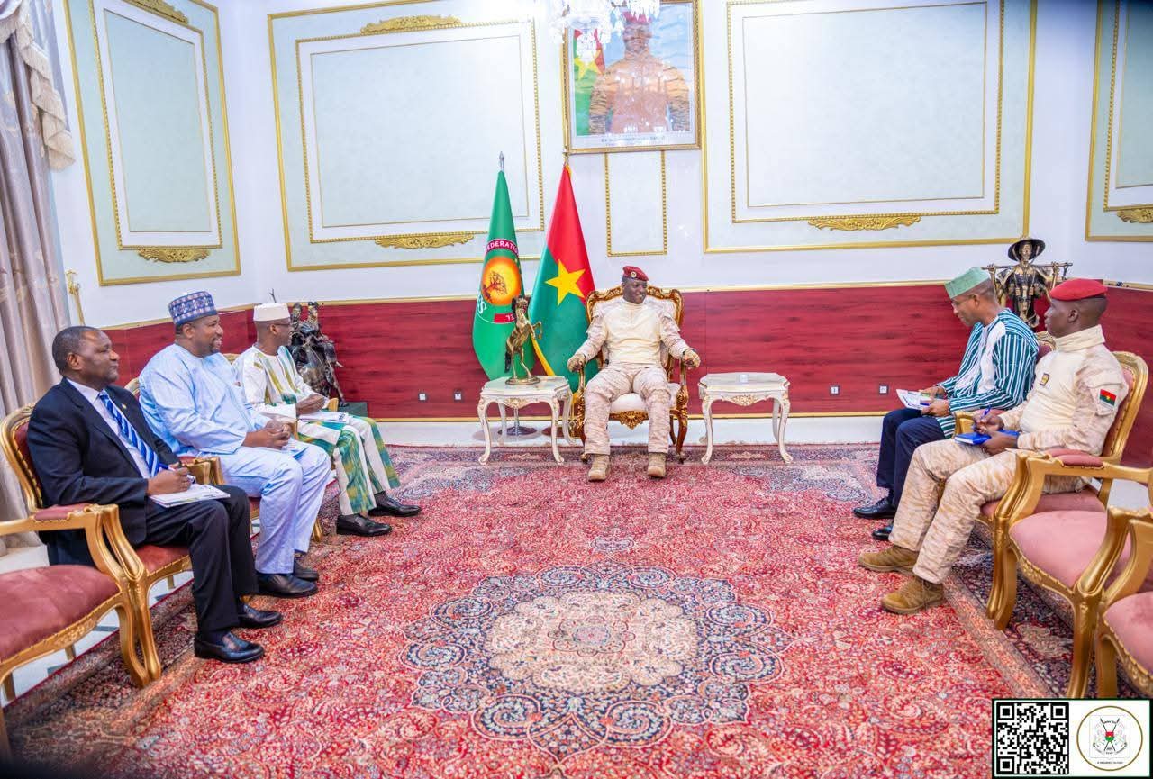 Burkina : Les ministres chargés du Commerce de l’AES affinent leur stratégie autour des orientations du Capitaine Ibrahim TRAORÉ