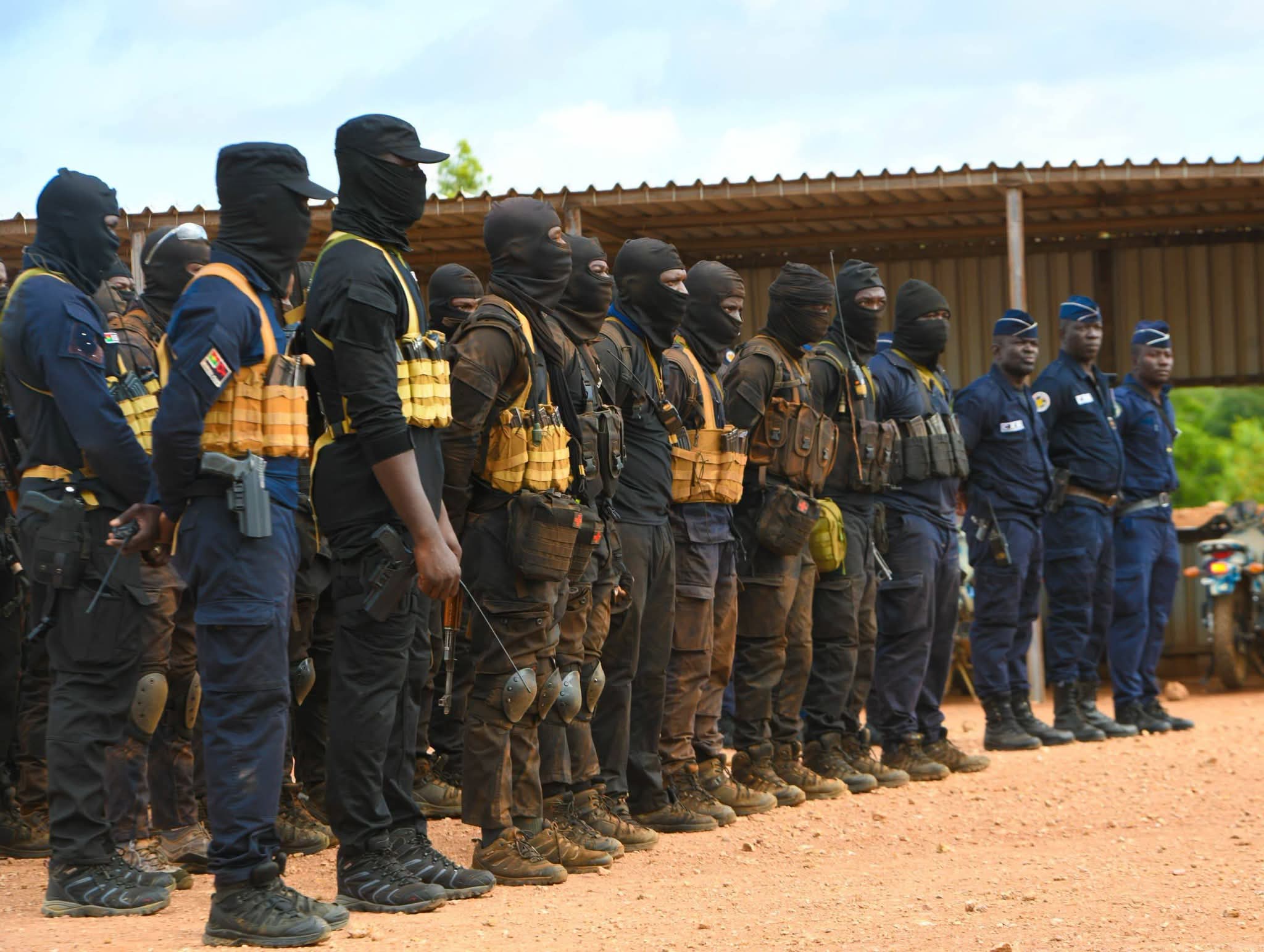 Lutte contre le terrorisme : Le Ministre Mahamadou Sana sur le terrain pour galvaniser les Forces combattantes