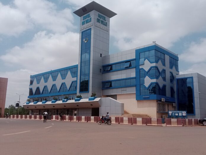 Hotel_de_ville_Bobo-Dioulasso